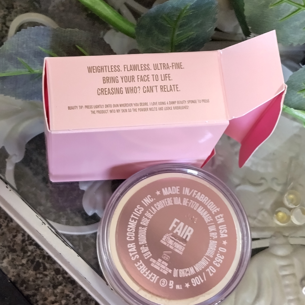 Magic Star Luminous Setting Powder Fair - Picture 2 of 2